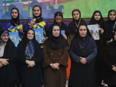 قهرمانی بدمیتون منطقه آموزش و پرورش «گله دار» در استان فارس