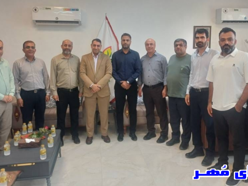 تجلیل شهرداری اسیر از خبرنگاران شهر و کارمند نمونه